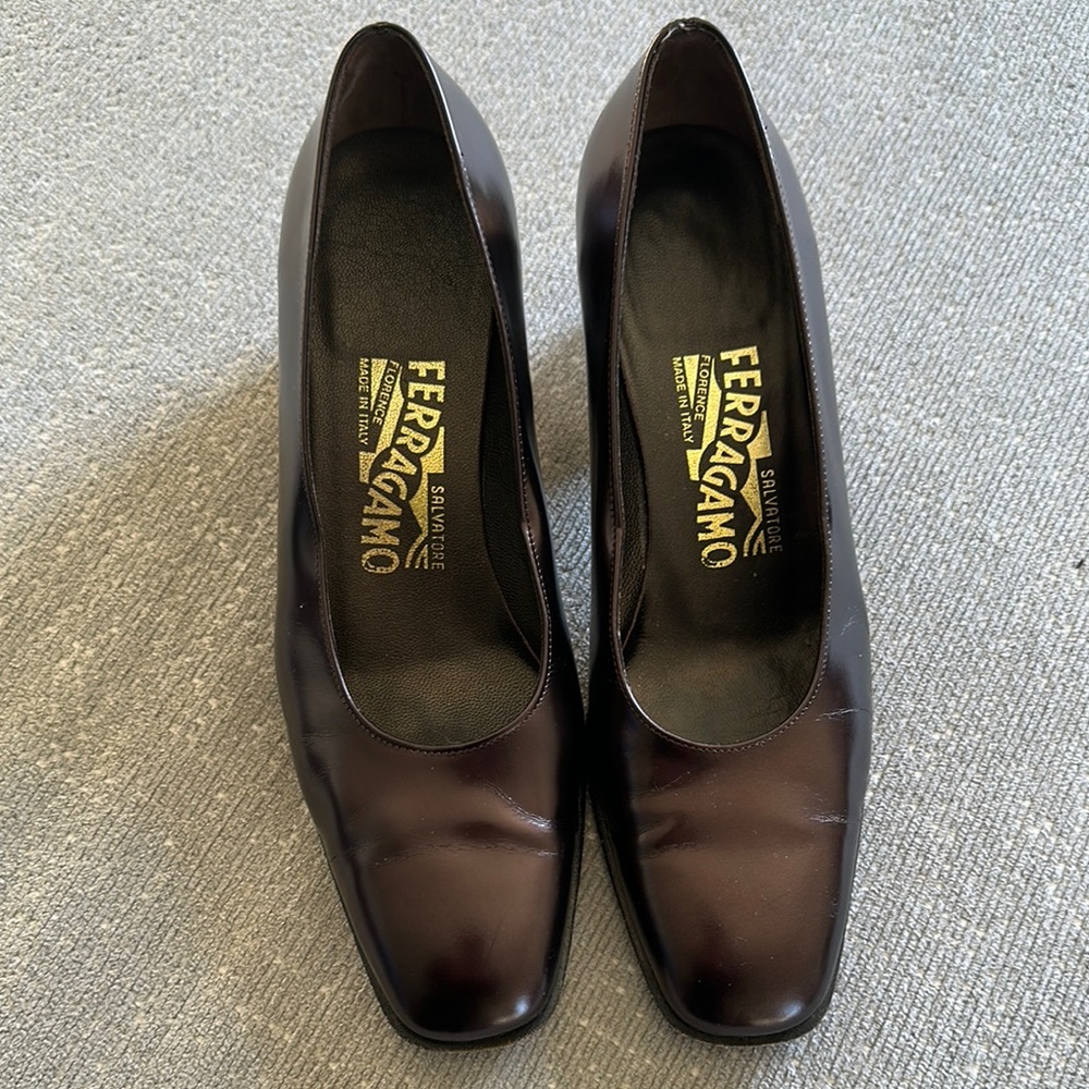 Salvatore Ferragamo Women's Brown Pumps